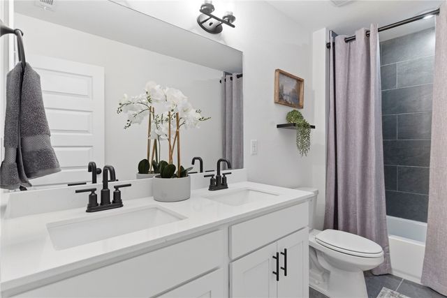 4867 W Succulent Street, Fayetteville, AR 72704