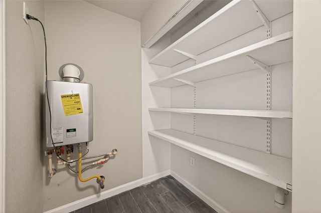 1814 Eagle Point Road, Crosby, TX 77532