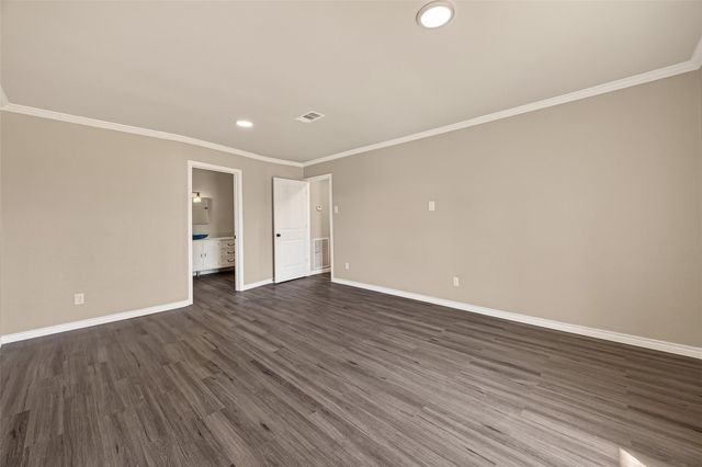 1814 Eagle Point Road, Crosby, TX 77532