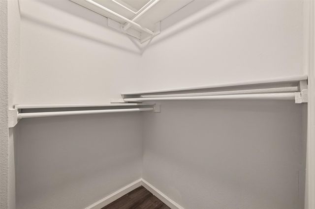 1814 Eagle Point Road, Crosby, TX 77532