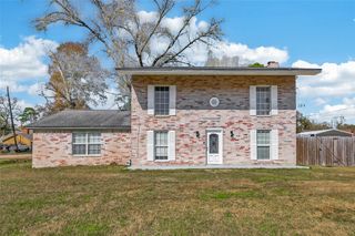 1814 Eagle Point Road, Crosby, TX 77532