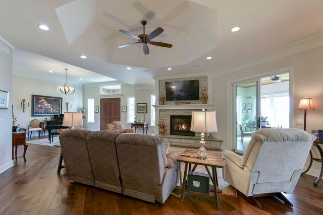 310 Cedar Bend Road, Shell Knob, MO 65747