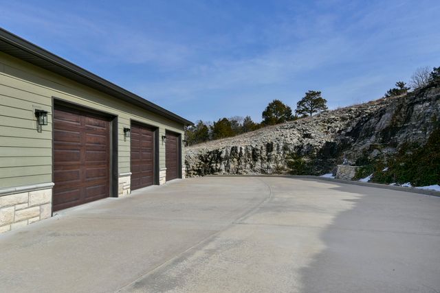 310 Cedar Bend Road, Shell Knob, MO 65747