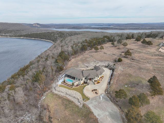 310 Cedar Bend Road, Shell Knob, MO 65747