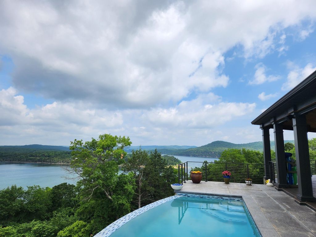 310 Cedar Bend Road, Shell Knob, MO 65747