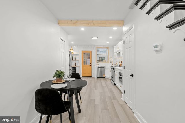 302 CANTRELL ST, Philadelphia, PA 19148