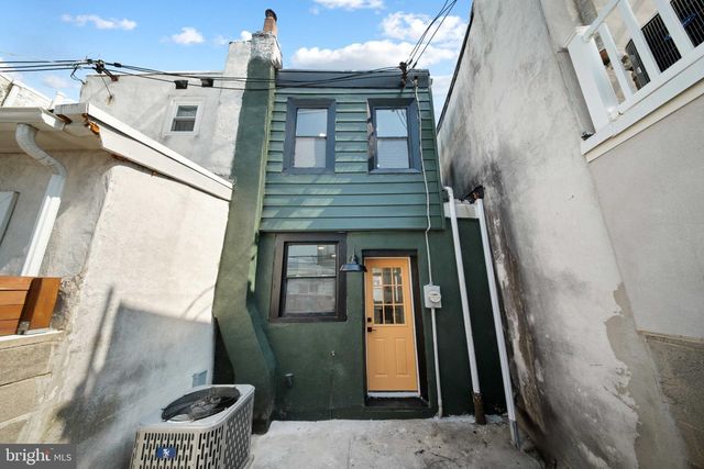 302 CANTRELL ST, Philadelphia, PA 19148