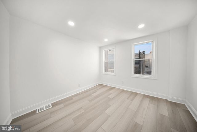 302 CANTRELL ST, Philadelphia, PA 19148