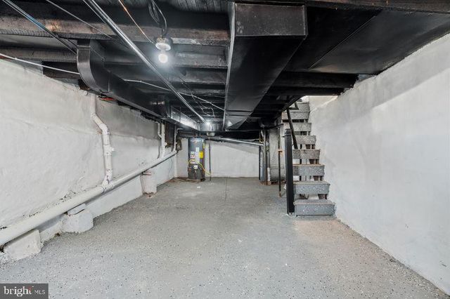 302 CANTRELL ST, Philadelphia, PA 19148
