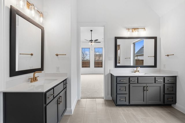 2611 Brazos Drive, Mansfield, TX 76063