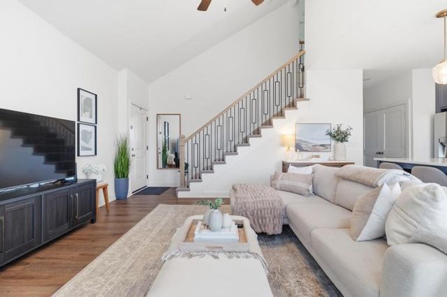 21738 W 123RD Terrace, Olathe, KS 66061