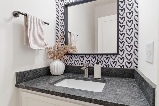 21738 W 123RD Terrace, Olathe, KS 66061