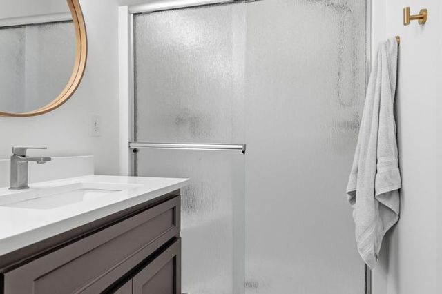 21738 W 123RD Terrace, Olathe, KS 66061