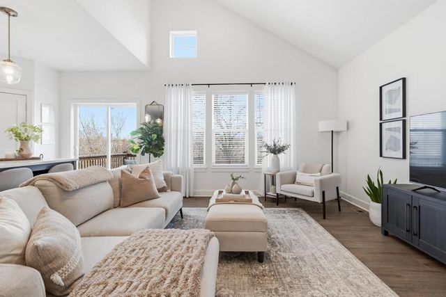 21738 W 123RD Terrace, Olathe, KS 66061