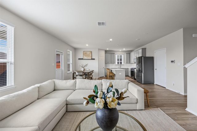 208 Orange RD, Buda, TX 78610
