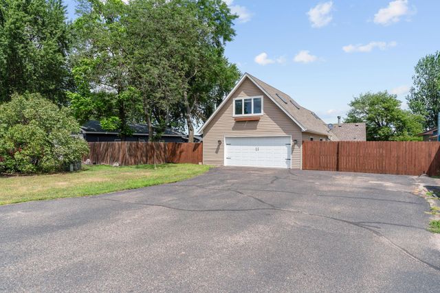26751 Fremont Drive, Zimmerman, MN 55398