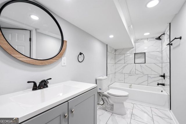 1288 Lorenzo Drive SW, Atlanta, GA 30310