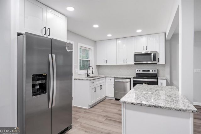 1288 Lorenzo Drive SW, Atlanta, GA 30310