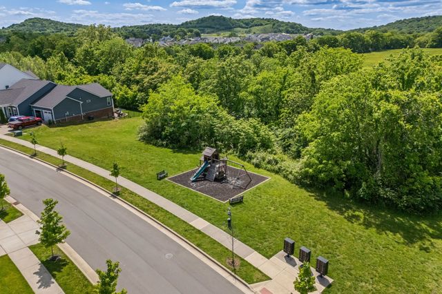 8029 Brookpark Ave, Franklin, TN 37064