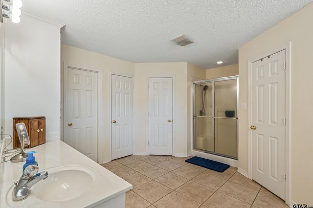 13094 FM 2010, Chandler, TX 75758