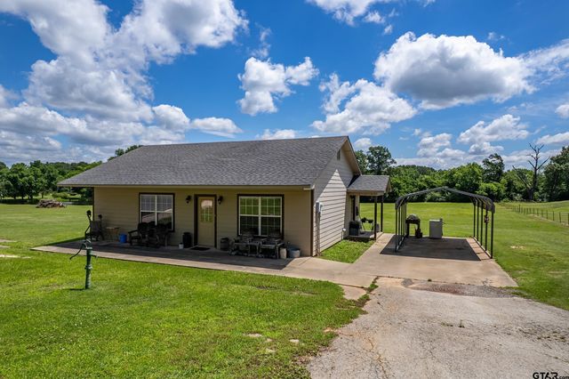 13094 FM 2010, Chandler, TX 75758