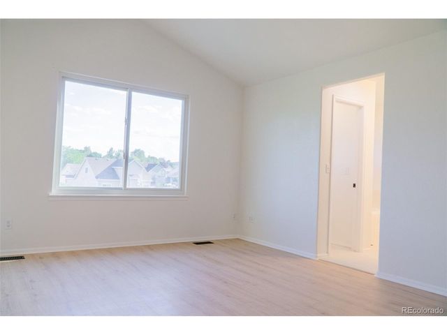 21878 E Powers Dr, Aurora, CO 80015