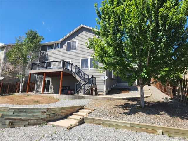 21878 E Powers Dr, Aurora, CO 80015