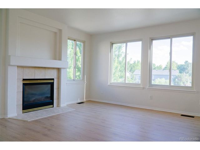 21878 E Powers Dr, Aurora, CO 80015