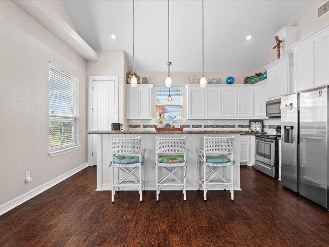 1922 Blue Water Highway, Surfside Beach, TX 77541