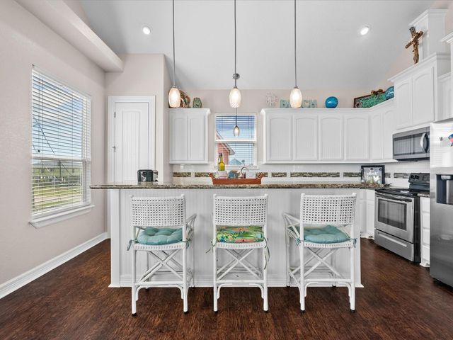 1922 Blue Water Highway, Surfside Beach, TX 77541
