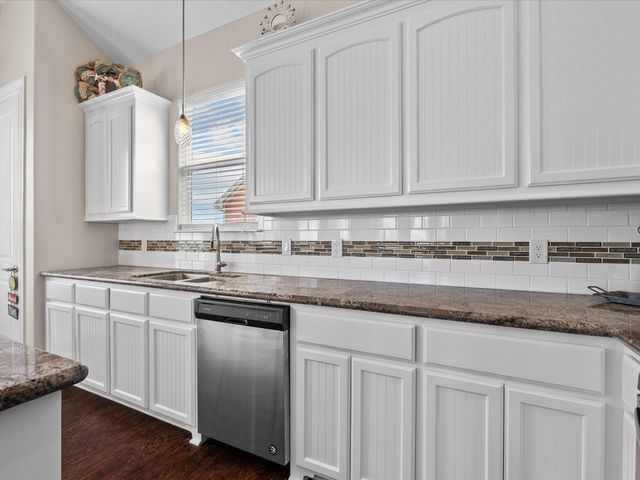 1922 Blue Water Highway, Surfside Beach, TX 77541