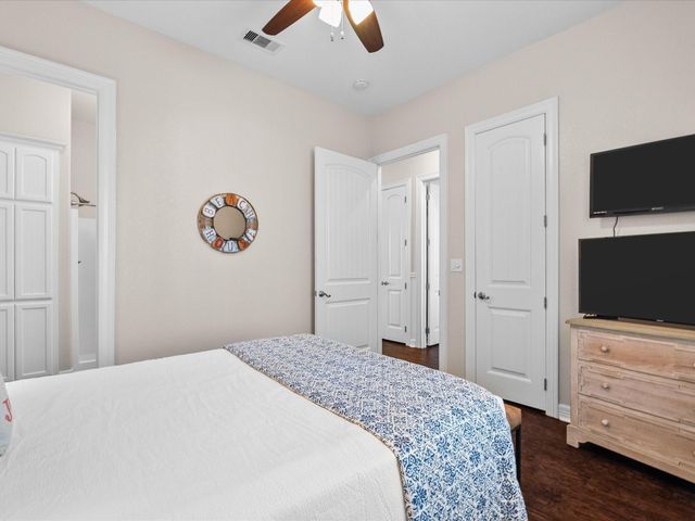 1922 Blue Water Highway, Surfside Beach, TX 77541