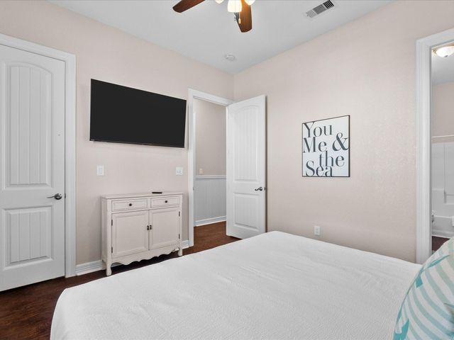 1922 Blue Water Highway, Surfside Beach, TX 77541