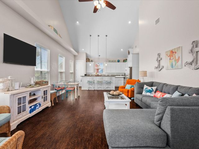 1922 Blue Water Highway, Surfside Beach, TX 77541