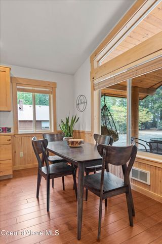 70 S Granite Bay Rd, Nordman, ID 83848