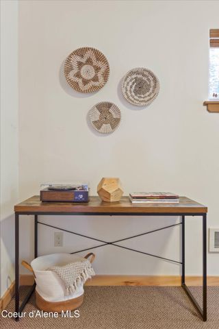 70 S Granite Bay Rd, Nordman, ID 83848