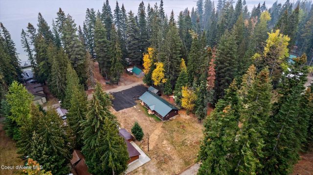 70 S Granite Bay Rd, Nordman, ID 83848