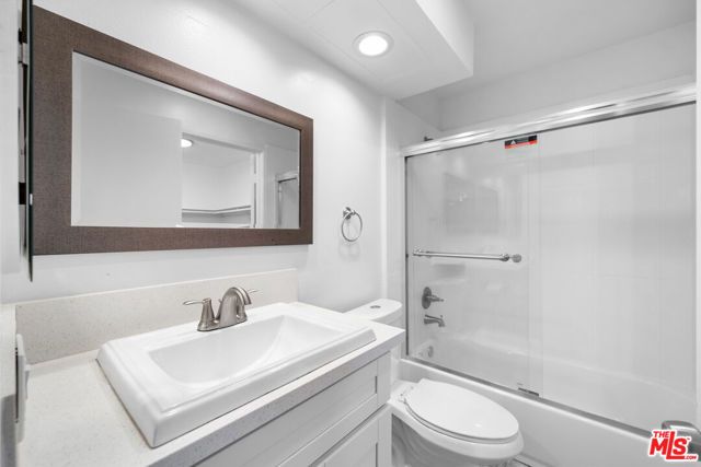 1425 W 12th Street 157, Los Angeles, CA 90015