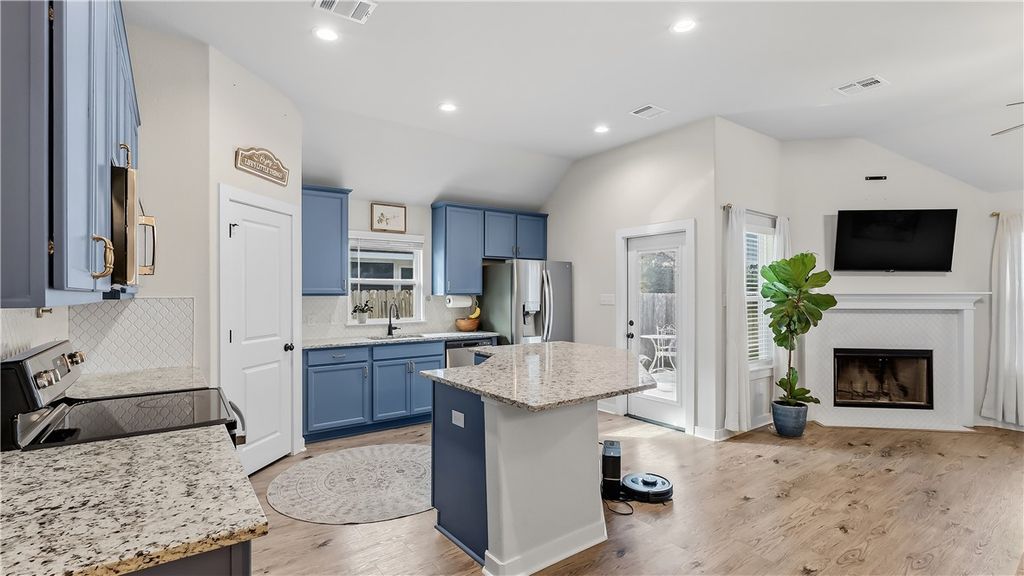 3405 Omaha Court, Bryan, TX 77808 — photo 5
