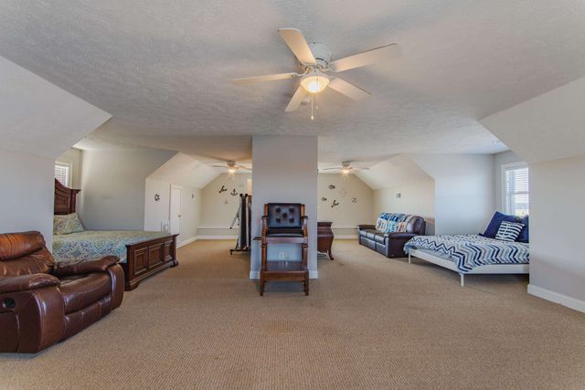 1111 LEANING TREES LN, Adamsville, TN 38310