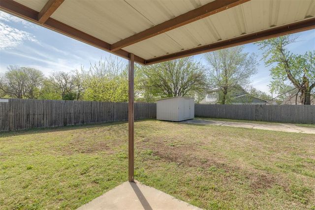 700 Century Drive, Moore, OK 73160