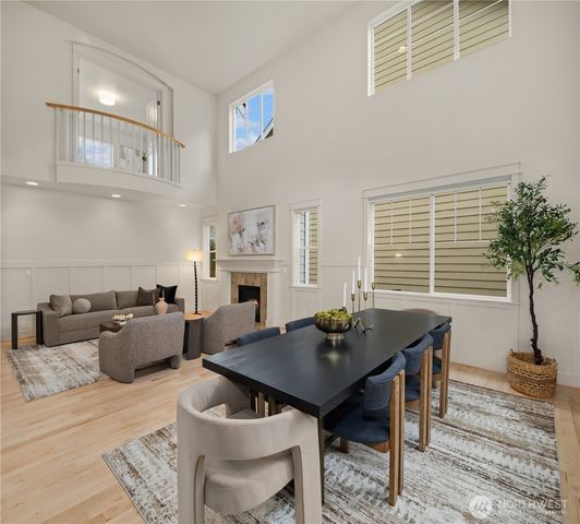 1689 24th Avenue NE, Issaquah, WA 98029