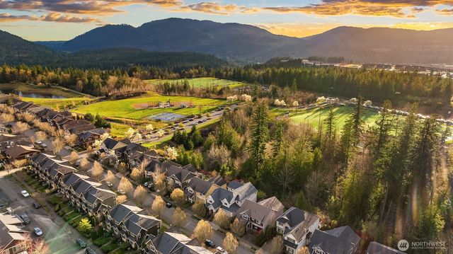 1689 24th Avenue NE, Issaquah, WA 98029