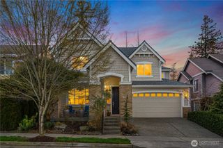 1689 24th Avenue NE, Issaquah, WA 98029