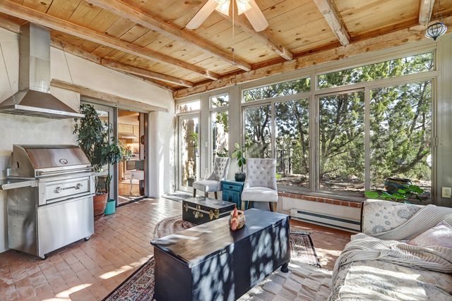 39 Calle Del Norte, Placitas, NM 87043