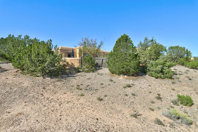 39 Calle Del Norte, Placitas, NM 87043