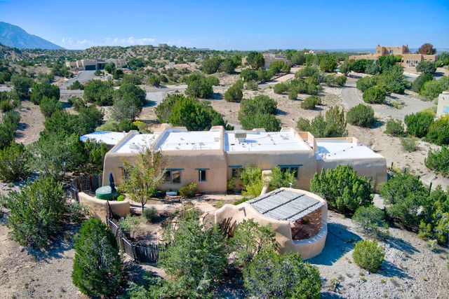 39 Calle Del Norte, Placitas, NM 87043