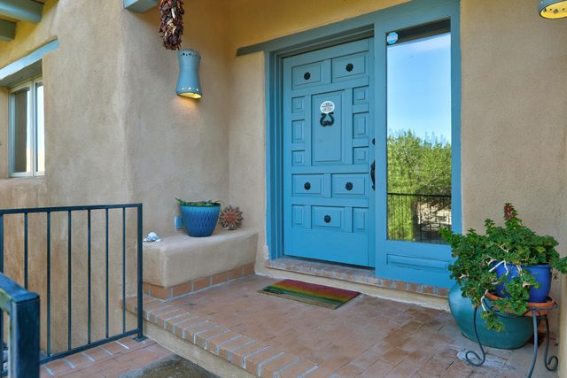 39 Calle Del Norte, Placitas, NM 87043