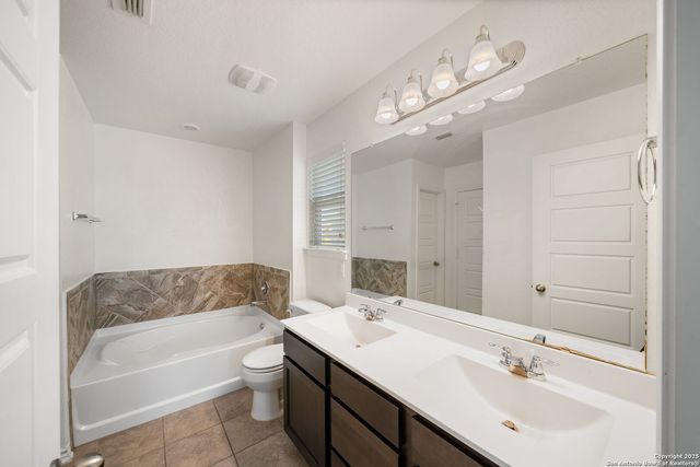 3951 Gentle Meadow, New Braunfels, TX 78130