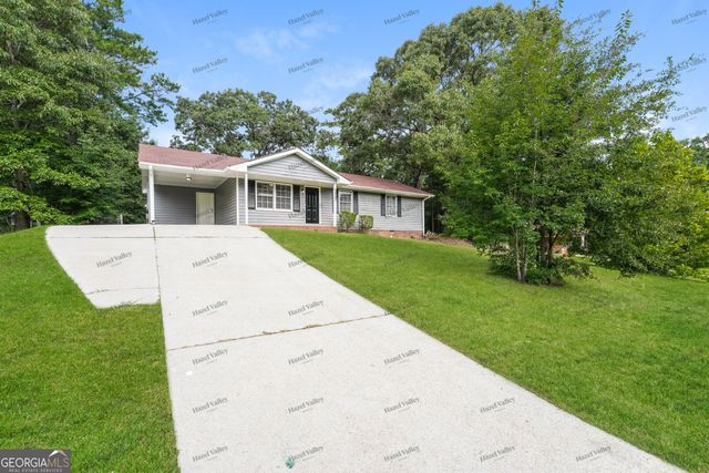 10131 Hidden Branches Way NE, Covington, GA 30014